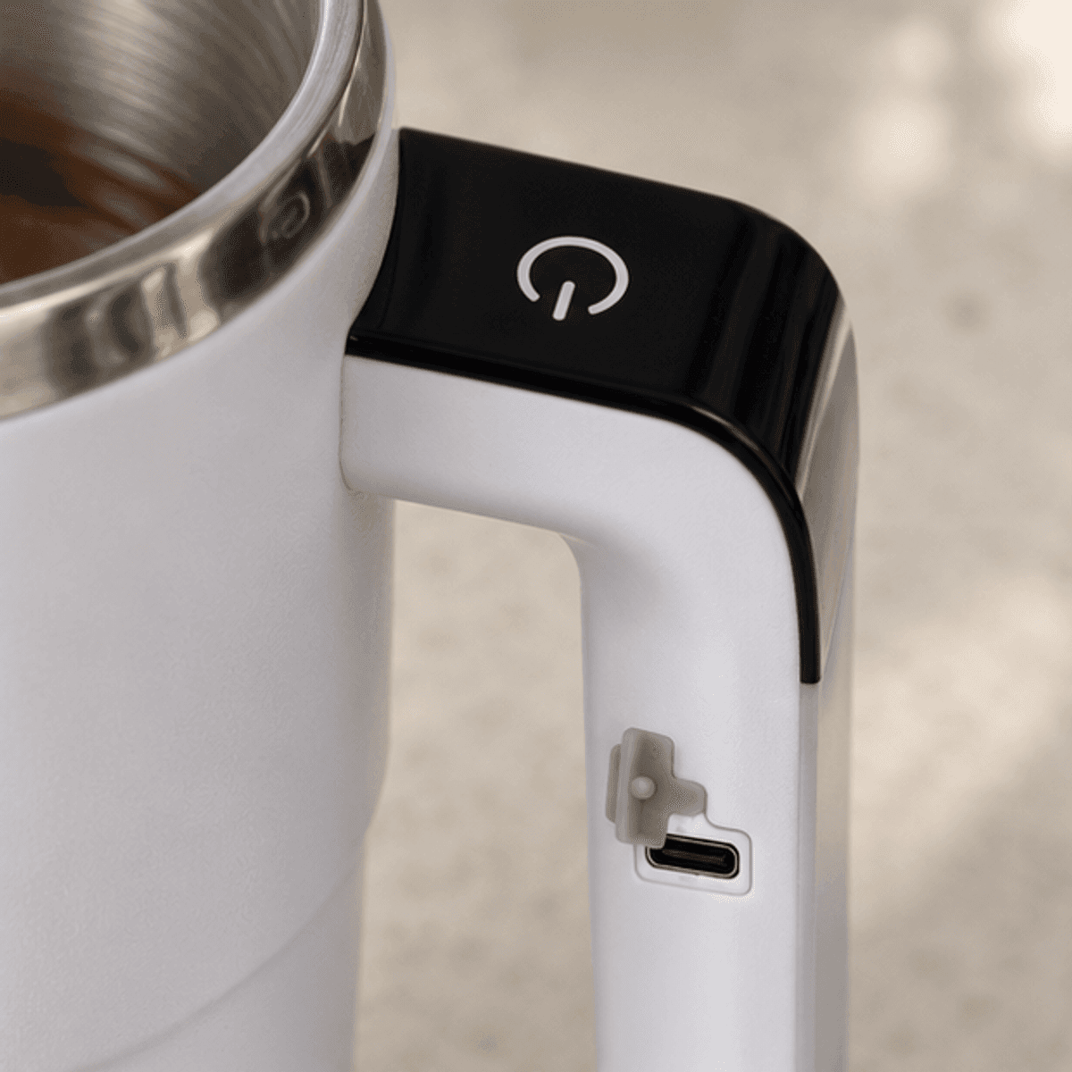 HANDOFF-48|TAZAMEZCAUT|03|cb921f8e3406|Taza Mezcladora Automática Oryx Recargable USB - Única - Detalle ampliado del producto