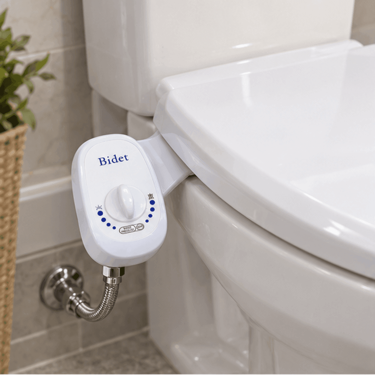 HANDOFF-48|DSH817|02|0886906c8edb|Bidet para Inodoro No Eléctrico con Control de Presión - Única - Producto en contexto de uso
